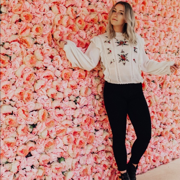 COPY - 💕 MEET YOUR POSHER 💕 - Picture 12 of 13